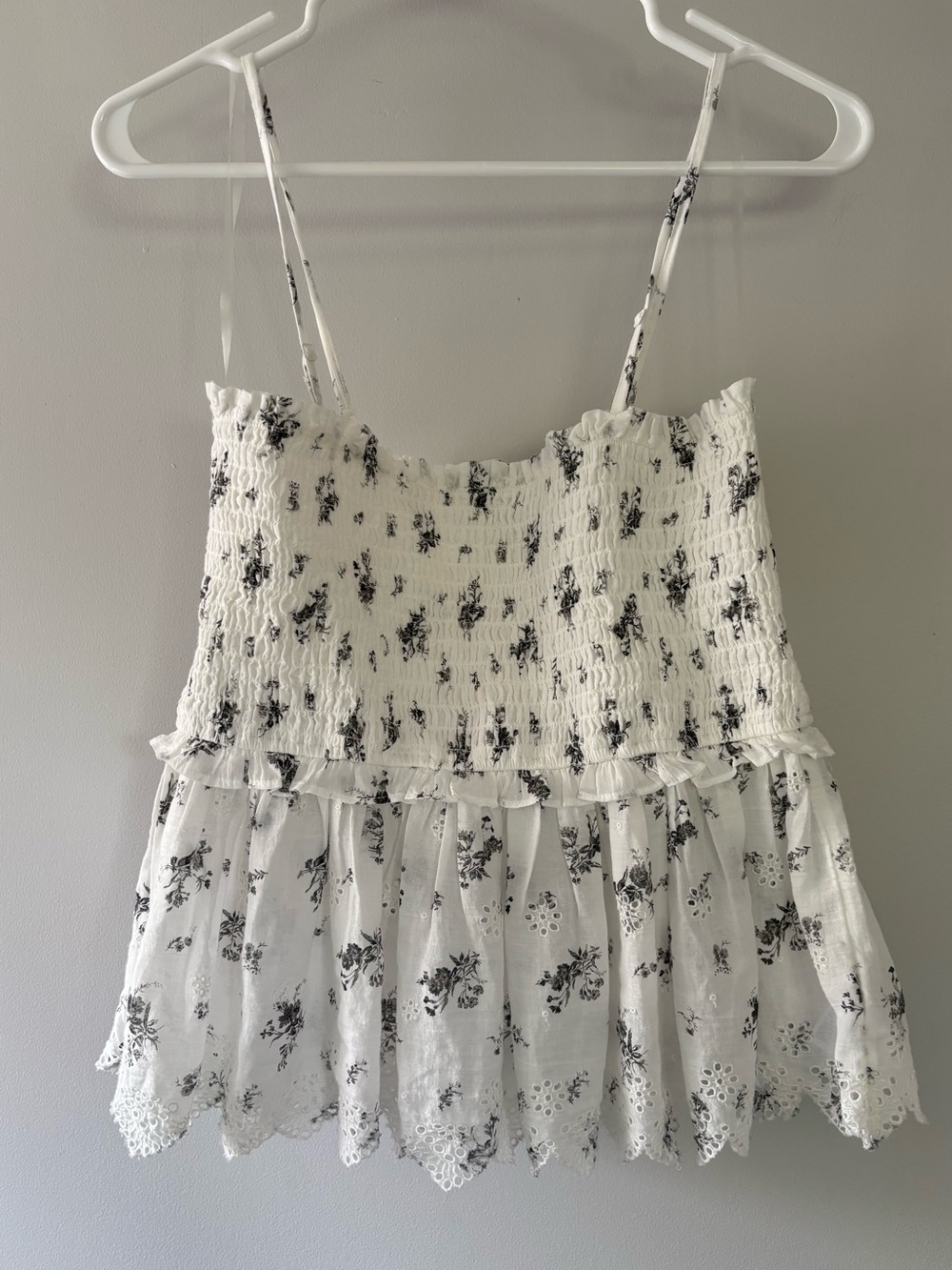 American Eagle White and Black Floral Smocked Cami